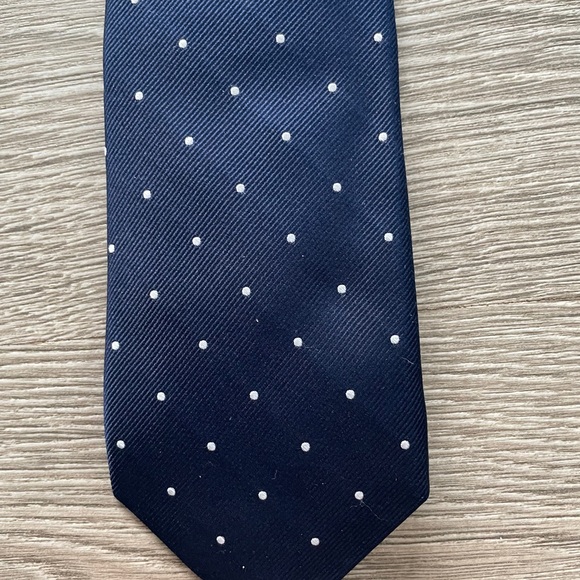 Tommy Hilfiger tie - Picture 2 of 3